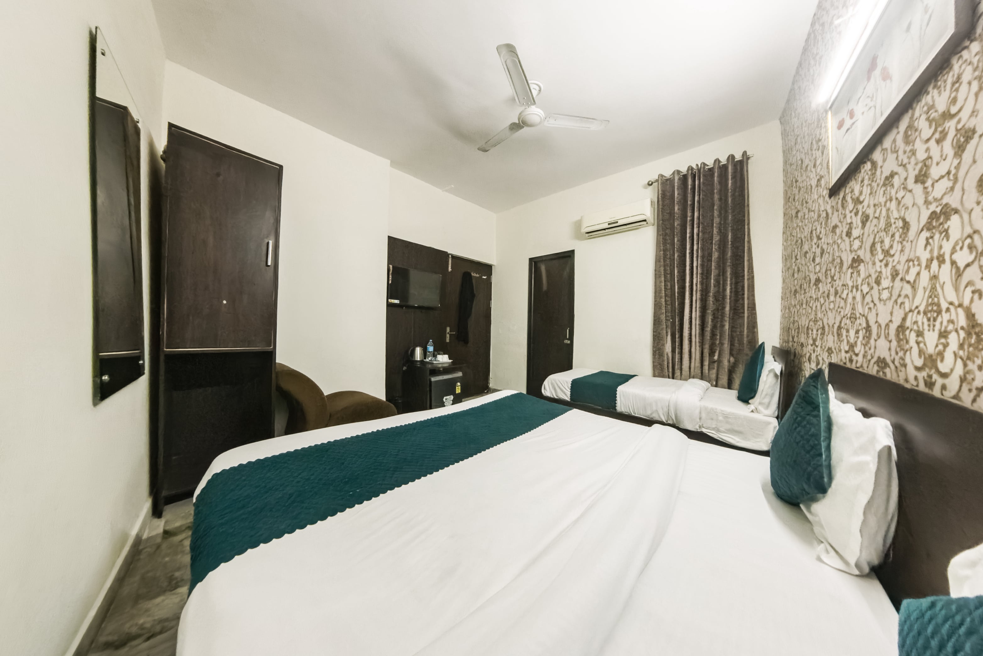 Hotel Akaal Residency, Amritsar. Best Luxury Hotel in Amritsar